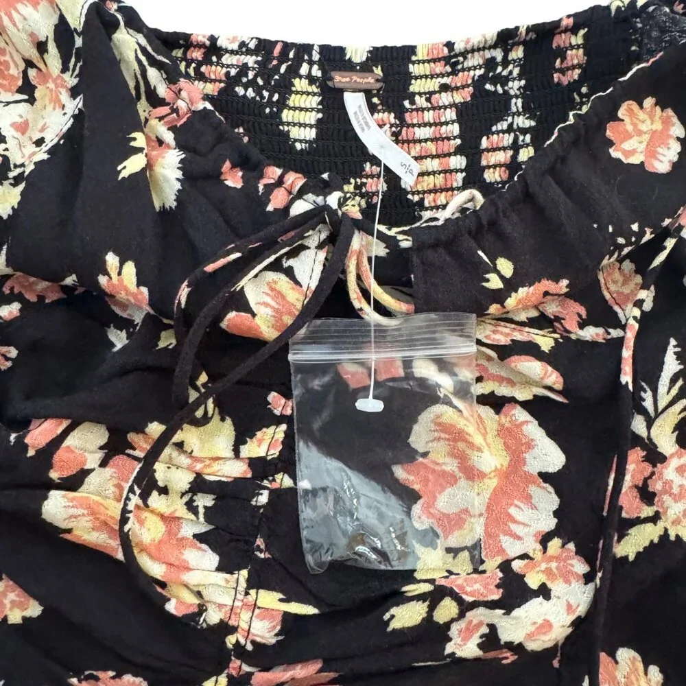 Free People Hilary Print Puff Sleeves Cropped Black Blouse Top, Size S NWOT - Picture 6 of 10